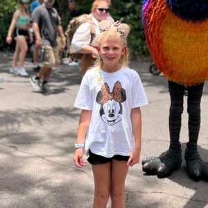 Girls Size Small Minnie Mouse Cheetah Shirt